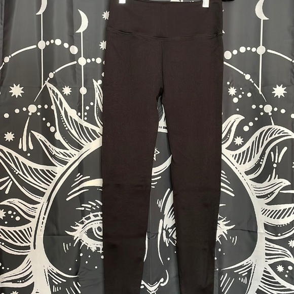 Fabletics high waisted rubbed seamless leggings - M - Picture 2 of 6